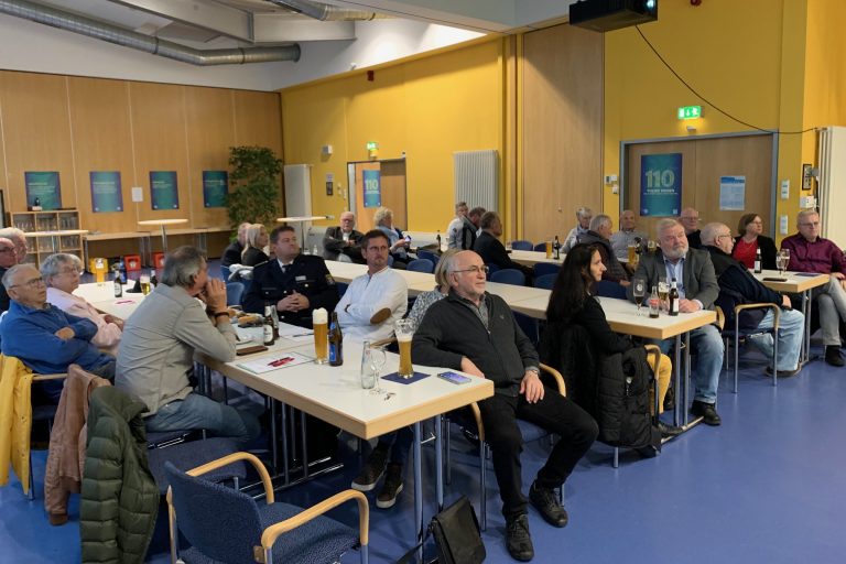 Vortragsveranstaltung zu Rechten und Pflichten im Straßenverkehr: