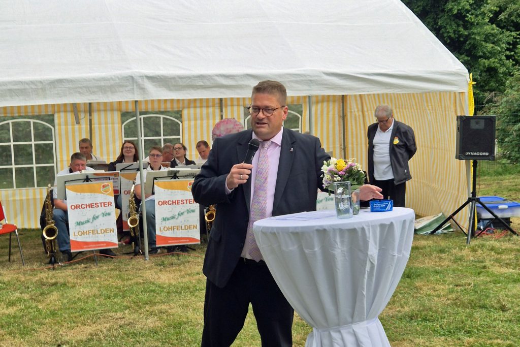 Traditionelles Sommerfest des Vereins Bürger und Polizei e.V.; Polizeipräsident Marco Bärtl bei seiner Begrüßungsansprache