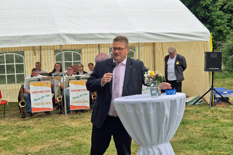 Traditionelles Sommerfest des Vereins Bürger und Polizei e.V.; Polizeipräsident Marco Bärtl bei seiner Begrüßungsansprache