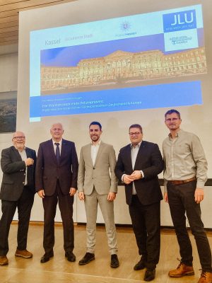 Foto zur Vortragsveranstaltung Ehrenpräsident Wilfried Henning, Polizeipräsident Konrad Stelzenbach, Kriminologe Tim Pfeiffer, Beisitzer Marco Bärtl, Geschäftsführer Dirk Bartoldus (v.l.n.r.)